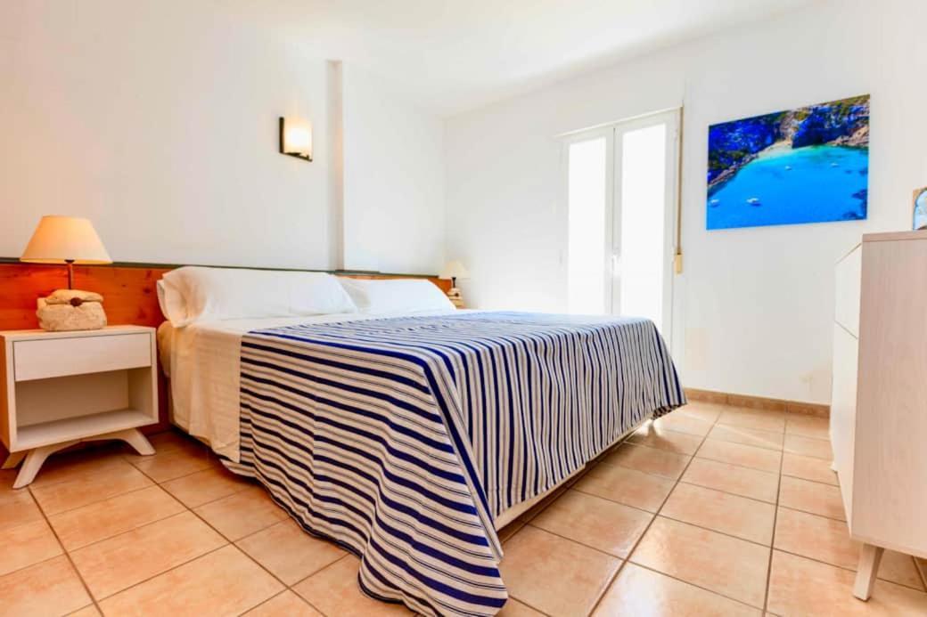 Apartamentos Sa Varadero 3D Vista Mare Laterale Ес Пухолс Екстериор снимка